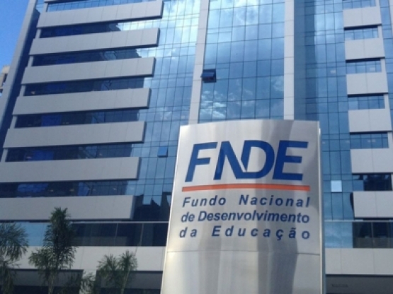 Aprovadas novas resoluções para a educação pública brasileira
